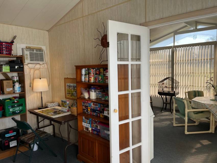 1014 Lacosta Lane a Winter Haven, FL Mobile or Manufactured Home for Sale